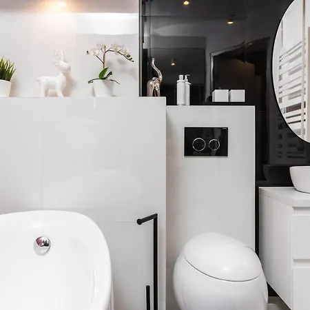 Dwupoziomowy Na Starym Podgórzu - By Upstairs Apartamento